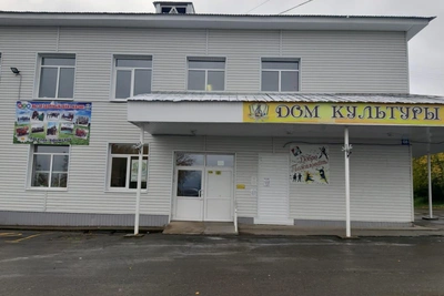 Массовая драка подростков у ДК в Уфимском