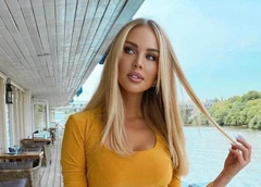 «Я не могла принять свое тело»: Погребняк удивила откровенными кадрами на седьмом месяце беременности