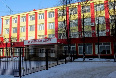 В Тюмени студентов заставляют заводить лишние банковские карты