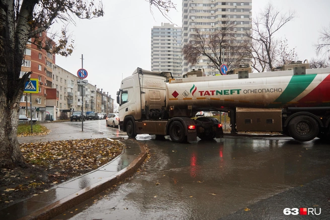 Ура! Везём стране угля!  | Источник: Роман Данилкин / 63.RU 