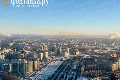 Yellow Cloud Spotted in the Sky Over Novoye Devyatkino