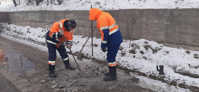 Из-за моря воды, которое разлилось в районе ЧП, может появиться каток | Источник: Илья Сухих / t.me