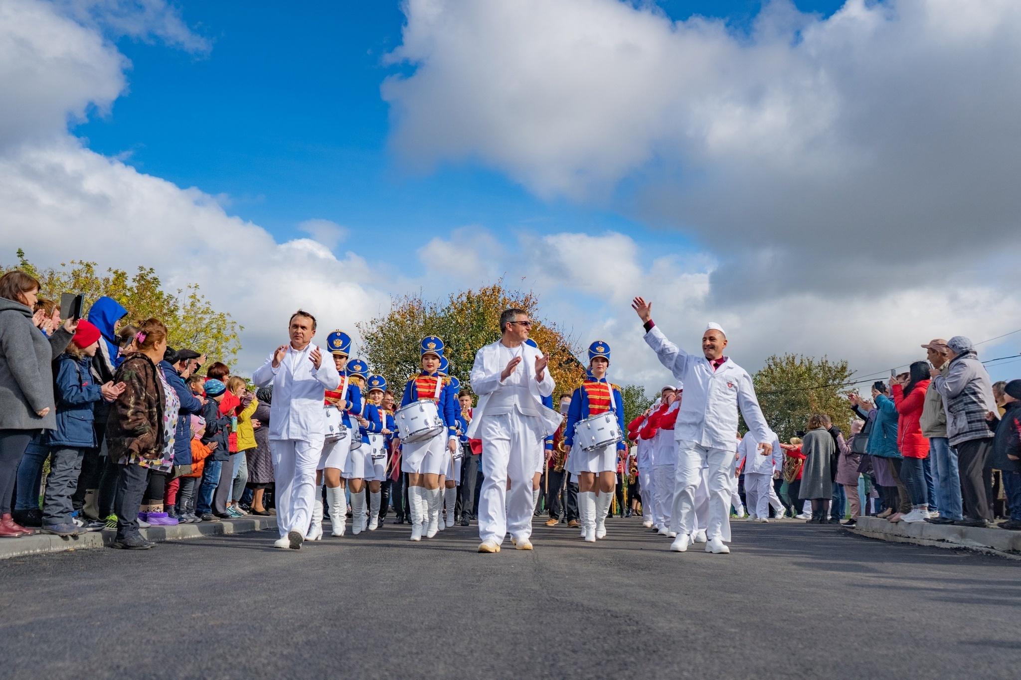 «Какие рабочие места? О чем мы тогда думали?!»: как Александр Ильтяков с братом и другом построил бизнес в 90-е