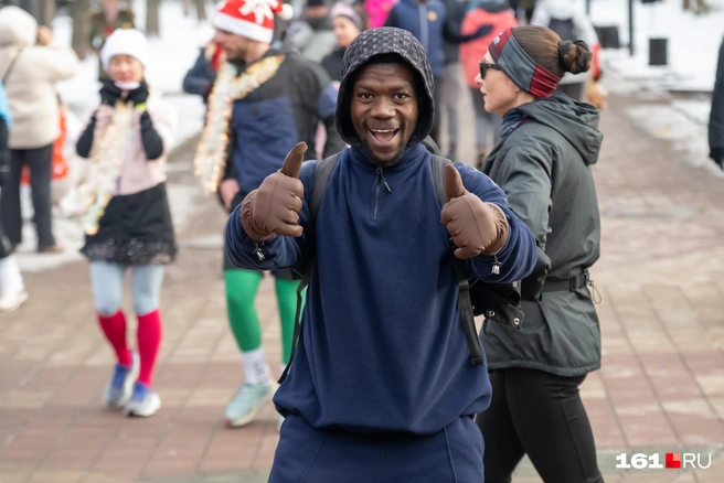 Пробежали несколько киллометров с улыбкой на лице | Источник: Евгений Вдовин / 161.RU