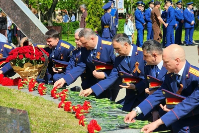 Сотрудники СКР по КЧР почтили память героев войны