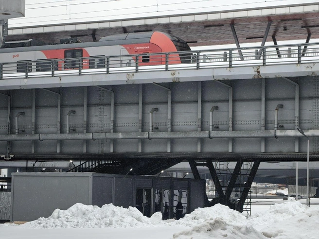 Выход ко входу «4А» на Нижегородской со стороны метро | Источник: Дмитрий Бондарев / MSK1.RU
