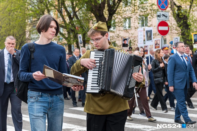Изучаем партитуру | Источник: Мария Ленц / NGS24.RU