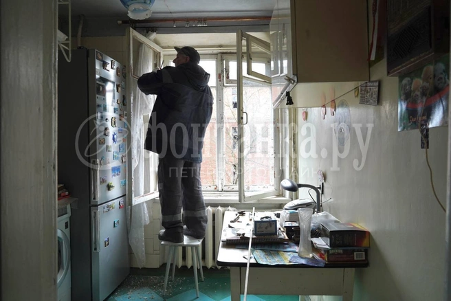 Несколько жилых домов повреждено в Кронштадте | Источник: Павел Даиси / FONTANKA.RU