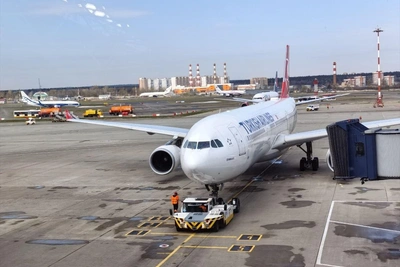 Задержки рейсов в московских аэропортах после атаки дронов