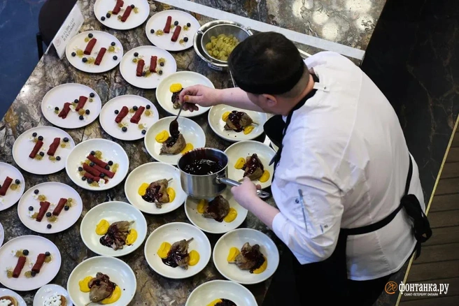 «Пусть победит вкуснейший». Как прошел финал гастрономического конкурса «Петербургский завтрак» | Источник: Валентин Егоршин / «Фонтанка.ру»