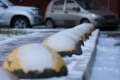 В Новосибирске за неделю выявили 60 нарушений парковки