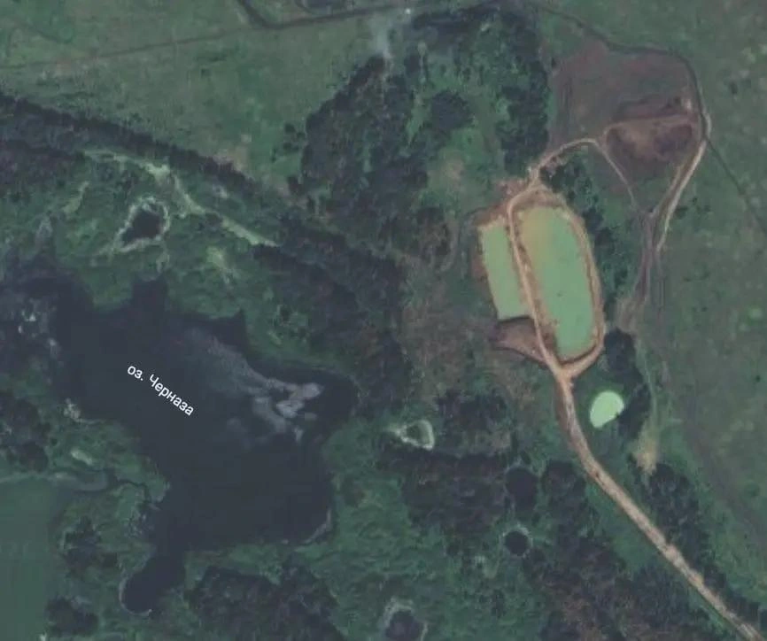 Так выглядит карьер с космоса | Источник: Google maps