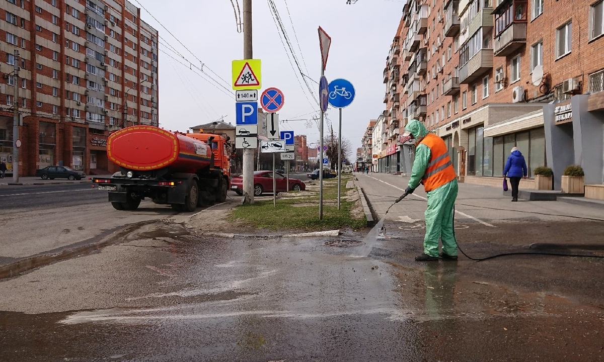 Новосибирску выделили 27 миллионов на дезинфекцию тротуаров