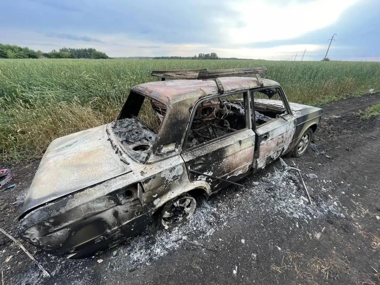 Окна выбиты, кузов в копоти: в Башкирии угонщик сжёг чужую машину и ушел домой