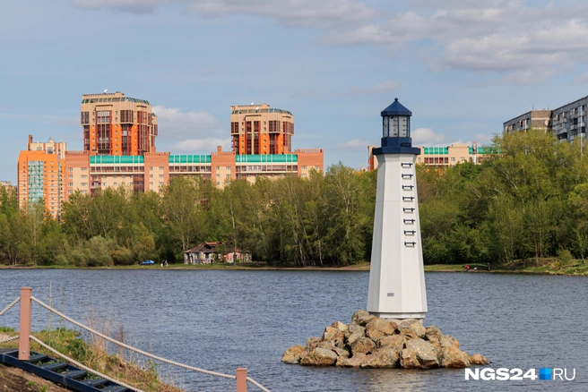 Зажгите на острове Отдыха под диджей-сет  | Источник: Мария Ленц / NGS24.RU