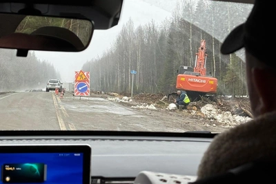 На трассе в Хохловку строят дополнительные полосы