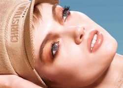 Natural Dune: 7 незаменимых средств для летнего макияжа в стиле Dior