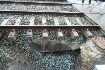 Ливень в Волгограде повредил пути скоростного трамвая