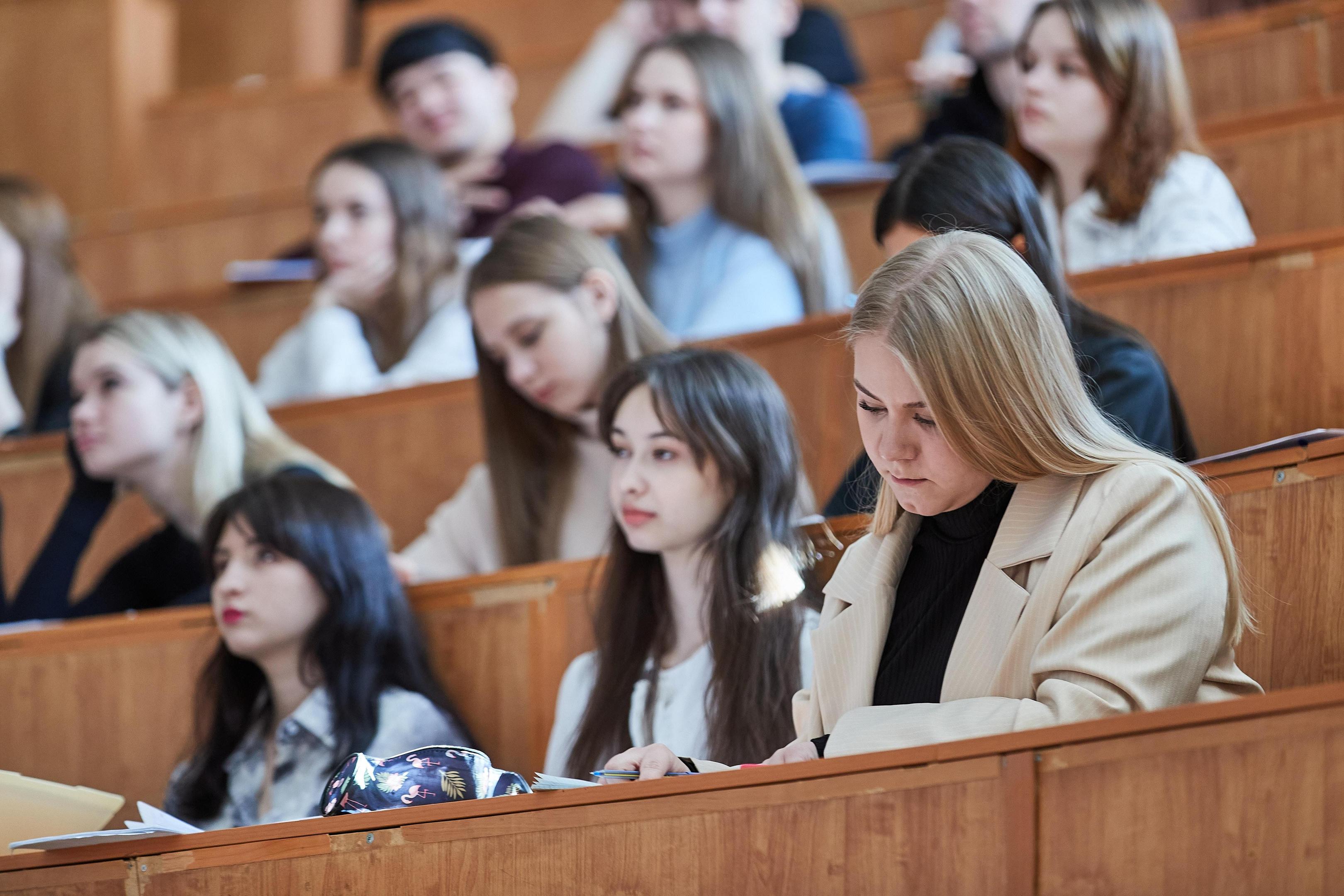 В МАУ создали комиссию по заселению после жалоб студентов на нехватку мест в общежитии