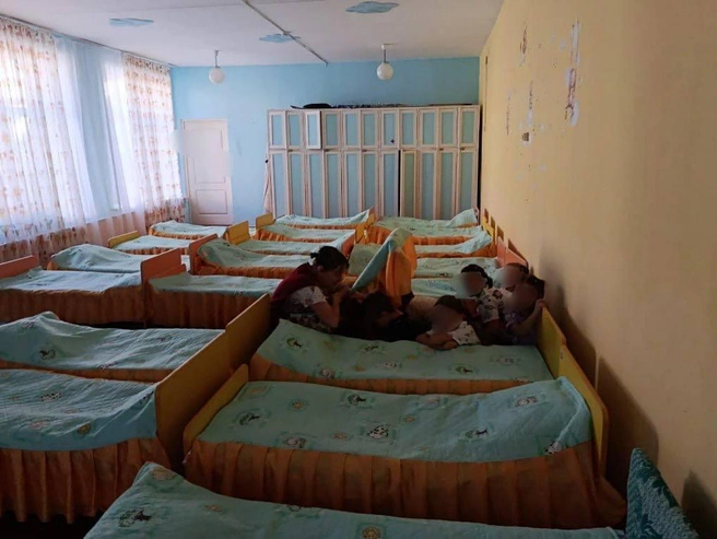 В школах учения провели без детей — у них каникулы, а в садиках малыши участвовали в тренировках | Источник: Официальный сайт детского сада № 84 в Каменске-Уральском