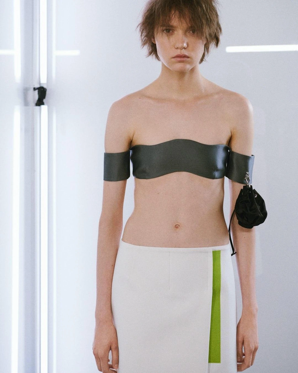 Prada SS27 | Источник: prada / Instagram (экстремистская организация, деятельность запрещена на территории РФ)