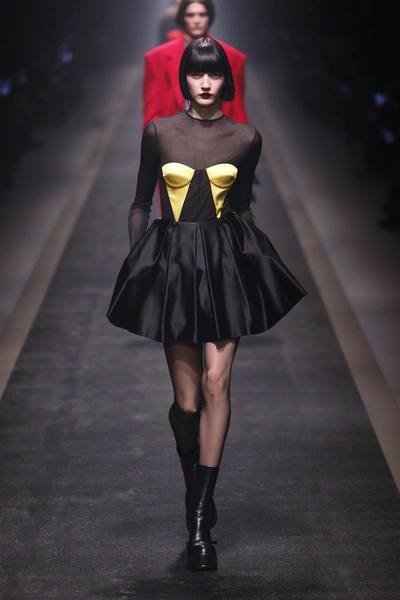 Versace aw25/26 | Источник: Legion Media
