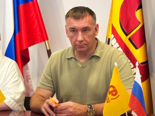 Олег Черненко подчеркнул, что одной из причин убыли населения северных территорий является исчезновение стимулирующей роли заработной платы | Источник: Ксения Медведева