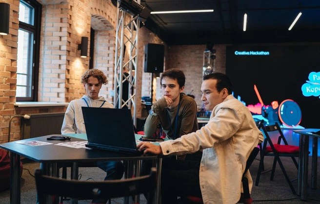 IT-компания провела несколько мероприятий для начинающих программистов | Источник: IT-компании CRT