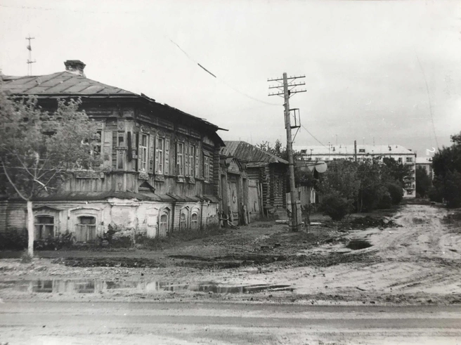 Вид на улицу Урицкого в сторону улицы Ленина в 1970 году | Источник: Комитет по делам архивов Курганской области / Vk.com