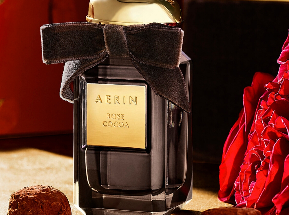 Аромат дня: Rose Cocoa от AERIN | marieclaire.ru