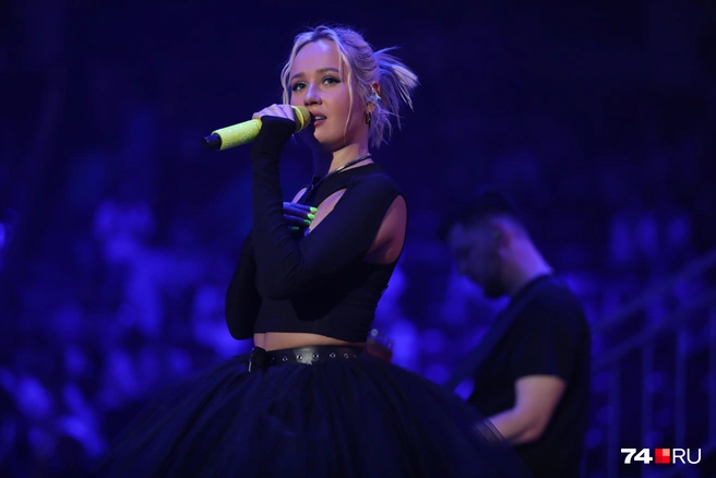 Музыканты выступили на сцене «Титов Арены» | Источник: Дарья Пона / 74.RU