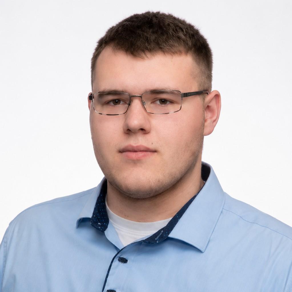 Зарезал отца во время ссоры: задержан 18-летний Артем Крапивин, числившийся пропавшим вместе с папой