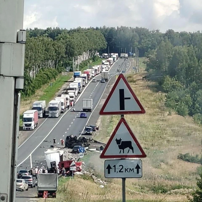 Серьезная авария на трассе М-7 в Нижегородской области | Источник: Роман Тихомиров / ГИБДД Лысково / Telegram