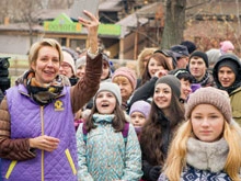 Звезды призвали посещать зоопарк зимой