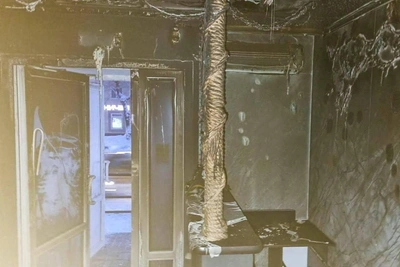 Tanning Studio Fire in Kurgan: 12 Evacuated, Arson Suspected