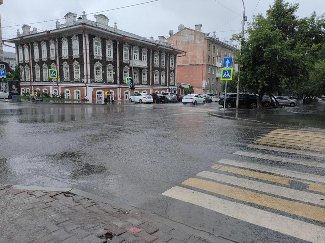 Так сейчас выглядит центр Новосибирска на площади Ленина | Источник: Нина Раневская / NGS.RU