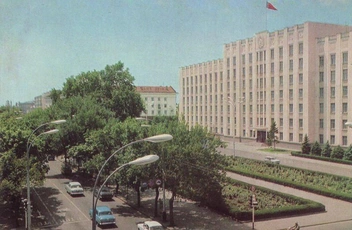 1974 год, уже семь этажей  | Источник: В. Панова