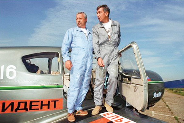 Юрий Николаев много раз брал с собой вторым пилотом Леонида Якубовича