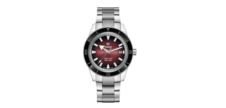 Акцент на красное: Rado представили часы в новом цвете