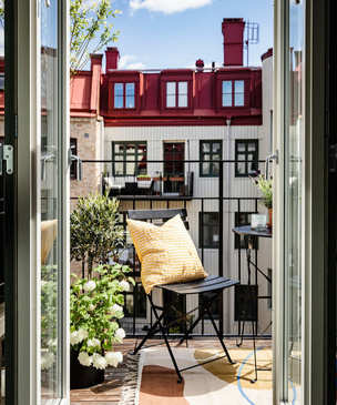 8 способов сделать балкон уютнее
