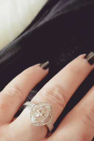 Обручальное кольцо Холли Мари стоит целое состояние
