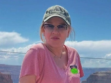 Гагарина отдыхает на шикарной вилле в Дубае, Валюшкина исследует реку Колорадо: звезды на майских праздниках