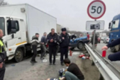 Мотоциклиста с 90 нарушениями задержали после погони