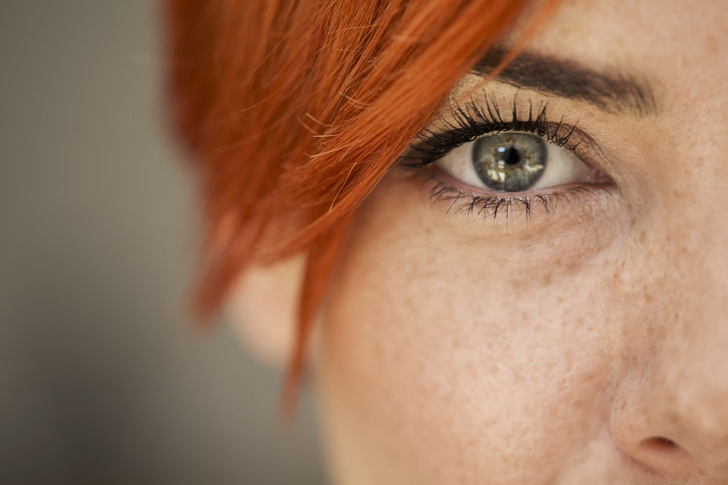 Как цвет глаз влияет на склонность к зимней депрессии
