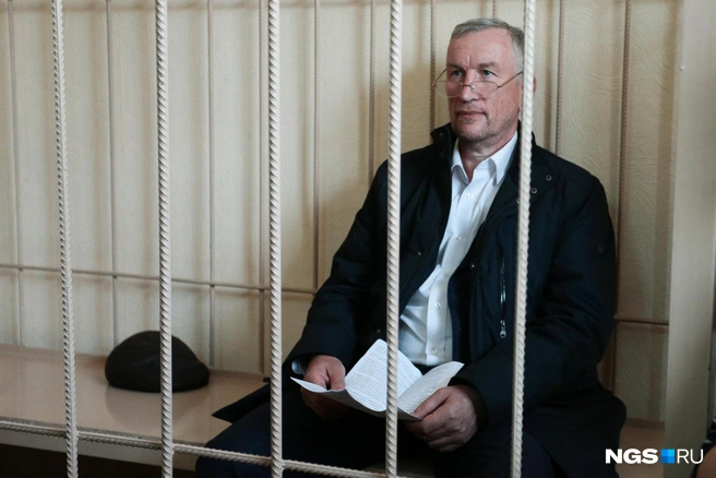 Фото Алексея Джулая за решёткой заставили понервничать многих инвесторов | Источник: Андрей Бортко / NGS.ru