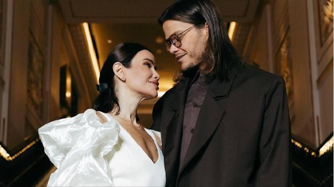 Айза раскрыла неожиданные детали третьей свадьбы: &laquo;Мы были как два напуганных щенка&raquo;