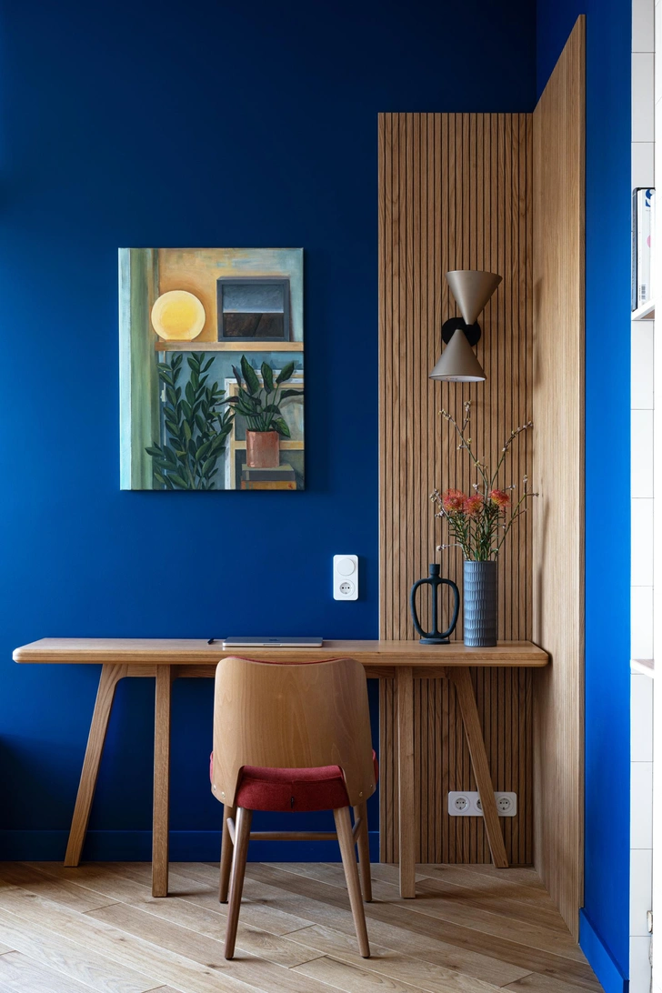 Картина, Любовь Кононова, Izzi Decor. Бра, La Redoute. | Источник: Наталья Градусова
