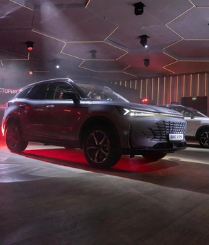 BAIC презентовала в России флагманский кроссовер X75