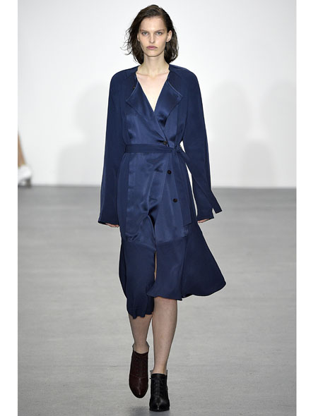 Пальто-халаты: Eudon Choi