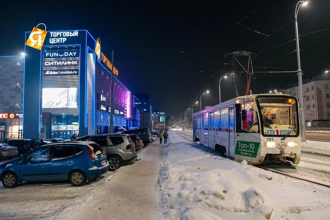 «Единичка» пока ходит по сокращенному маршруту | Источник: Максим Серков / NGS42.RU